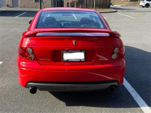 Red 2005 Pontiac GTO Base