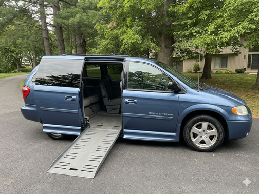 Blue 2007 Dodge Grand Caravan SXT