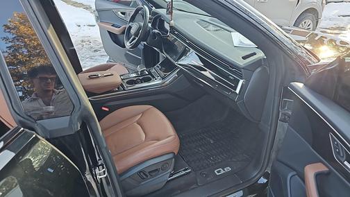 2023 Audi Q8 55 Premium Plus
