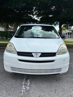2005 Toyota Sienna CE