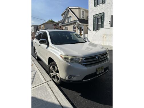 2013 Toyota Highlander Base
