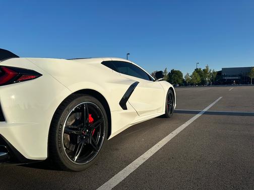 2020 Chevrolet Corvette Stingray w/2LT