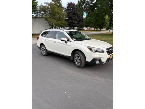 2018 Subaru Outback 2.5i Touring