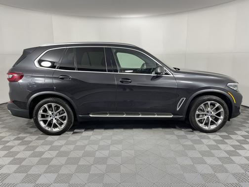 Photo 1 of 2 of 2021 BMW X5 PHEV xDrive45e