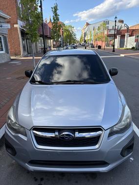 Silver 2014 Subaru Impreza 2.0i