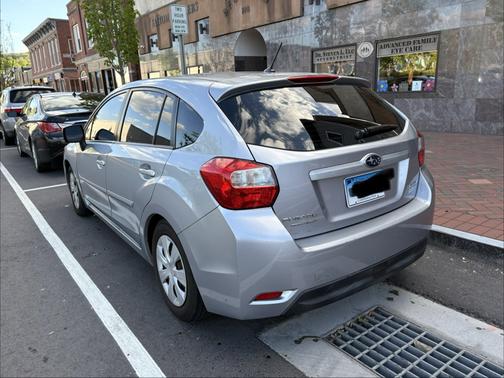 Silver 2014 Subaru Impreza 2.0i
