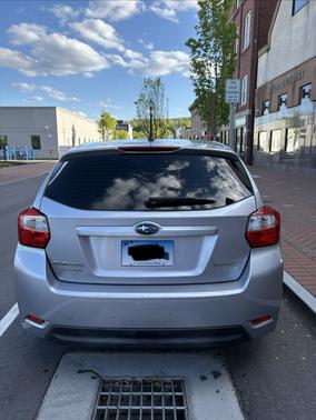 Silver 2014 Subaru Impreza 2.0i