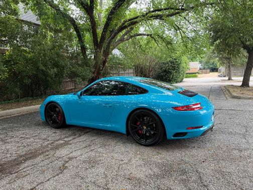 Blue 2017 Porsche 911 911 Carrera S