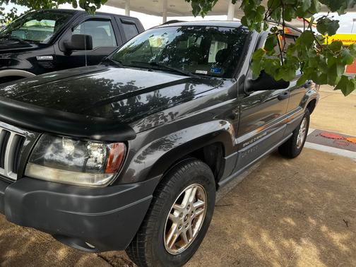 Brown 2004 Jeep Grand Cherokee Laredo