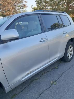Silver 2008 Toyota Highlander Base