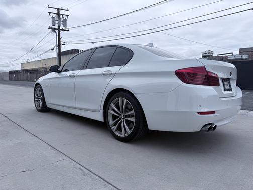 2016 BMW 528 i