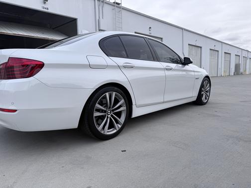 2016 BMW 528 i