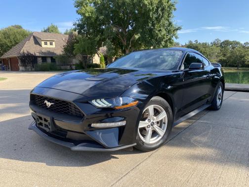 2020 Ford Mustang EcoBoost
