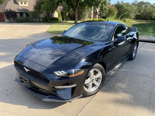 2020 Ford Mustang EcoBoost