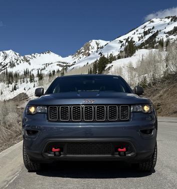 2020 Jeep Grand Cherokee Trailhawk