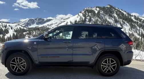 2020 Jeep Grand Cherokee Trailhawk