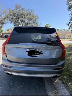 Gray 2019 Volvo XC90 T6 Momentum