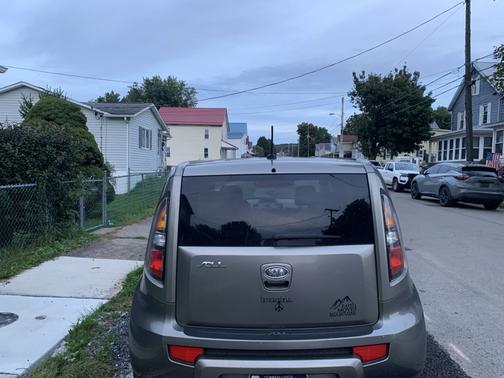 Gray 2011 Kia Soul !