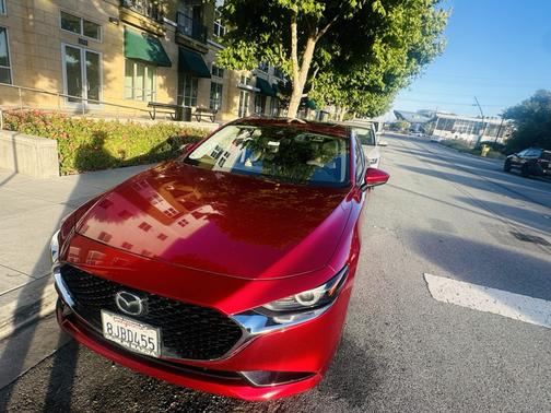 Red 2019 Mazda Mazda3 FWD w/Premium Package