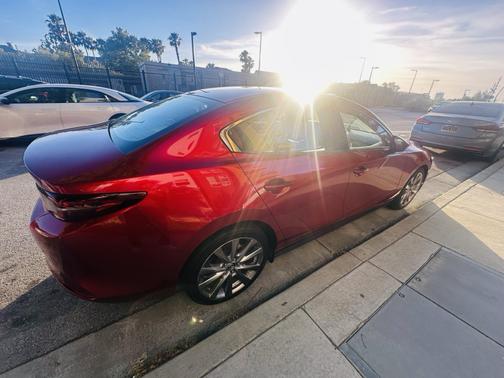 Red 2019 Mazda Mazda3 FWD w/Premium Package