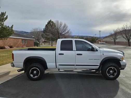 2005 Dodge Ram 2500 Laramie Quad Cab