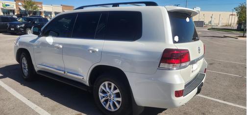 2021 Toyota Land Cruiser Base