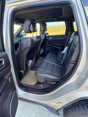 Gold 2014 Jeep Grand Cherokee Summit
