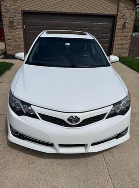 White 2014 Toyota Camry L