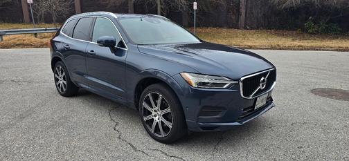 2018 Volvo XC60 T6 Momentum