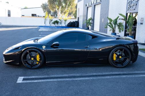2011 Ferrari 458 Italia Base