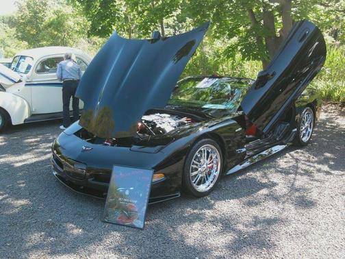 1998 Chevrolet Corvette Base