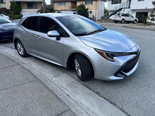 Silver 2022 Toyota Corolla SE