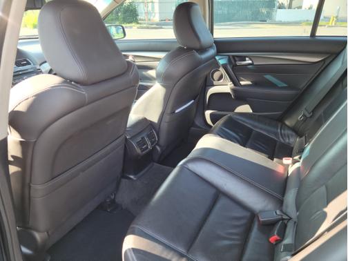 Photo 5 of 9 of 2012 Acura TL Technology