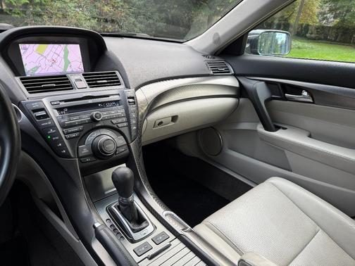 Gray 2013 Acura TL Technology