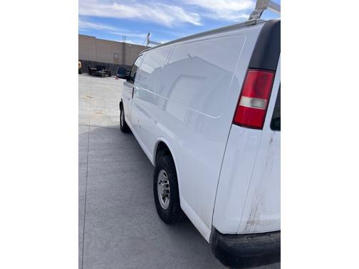 2010 Chevrolet Express 2500 Base
