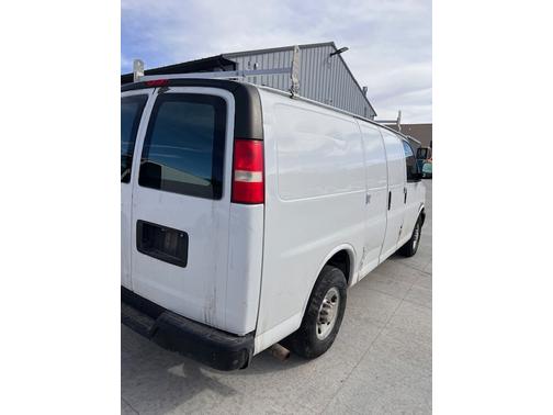 2010 Chevrolet Express 2500 Base