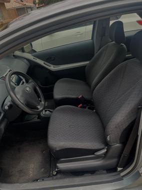 Gray 2009 Toyota Yaris Base