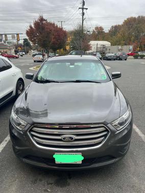 Gray 2016 Ford Taurus SEL