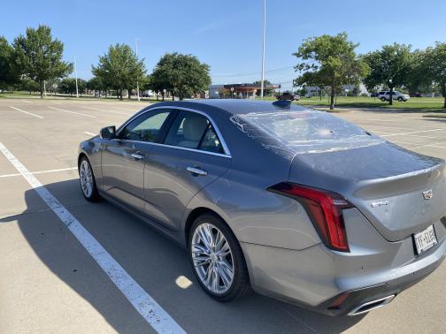 2022 Cadillac CT4 Premium Luxury