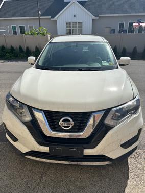White 2017 Nissan Rogue S