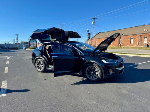 2018 Tesla Model X 75D