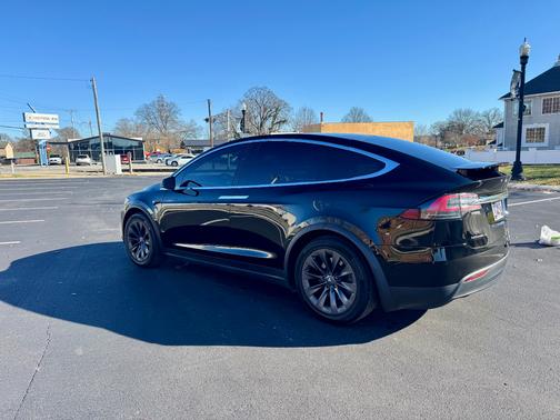 2018 Tesla Model X 75D