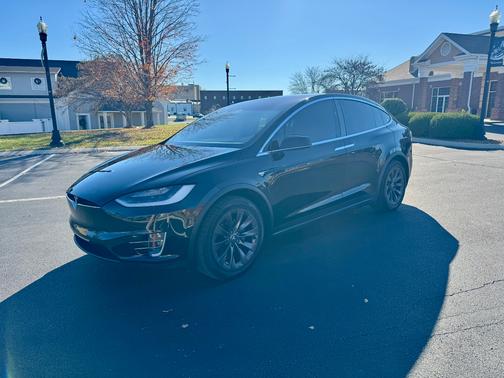 2018 Tesla Model X 75D
