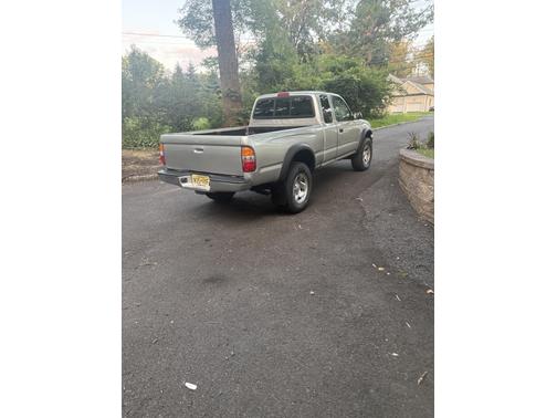 2004 Toyota Tacoma Xtracab