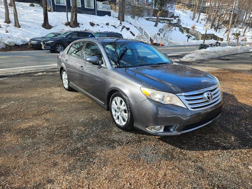 2012 Toyota Avalon Base