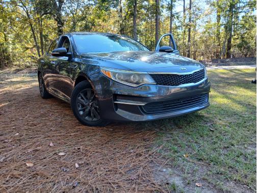 2017 Kia Optima LX Turbo