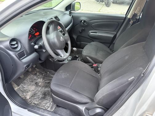 2014 Nissan Versa 1.6 S