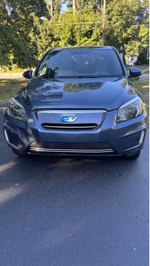 2014 Toyota RAV4 EV Base