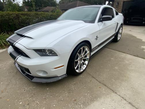 White 2014 Ford Mustang Shelby GT500