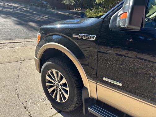 2012 Ford F-150 Lariat